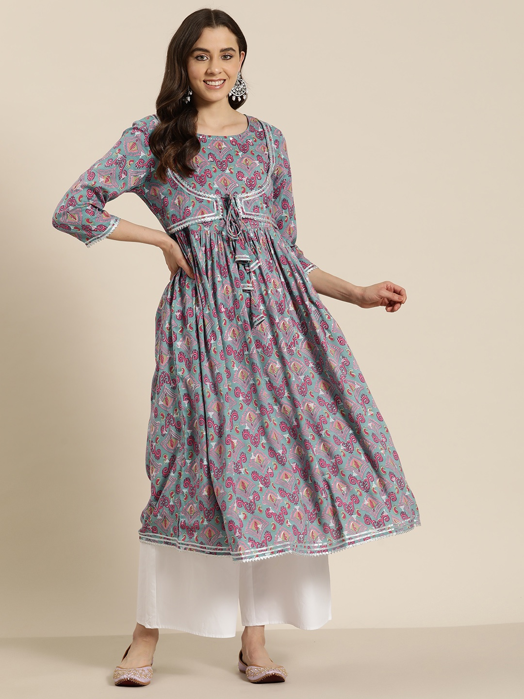

HERE&NOW Women Ethnic Motifs Printed Gotta Patti A-Line Kurta, Green