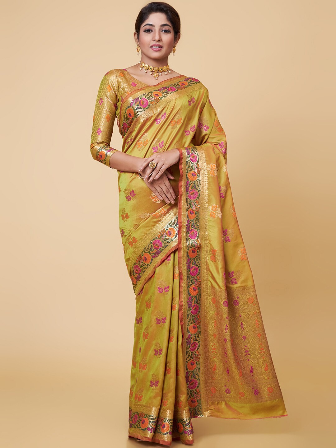 

bansari textiles Woven Design Zari Silk Blend Banarasi Saree, Cream