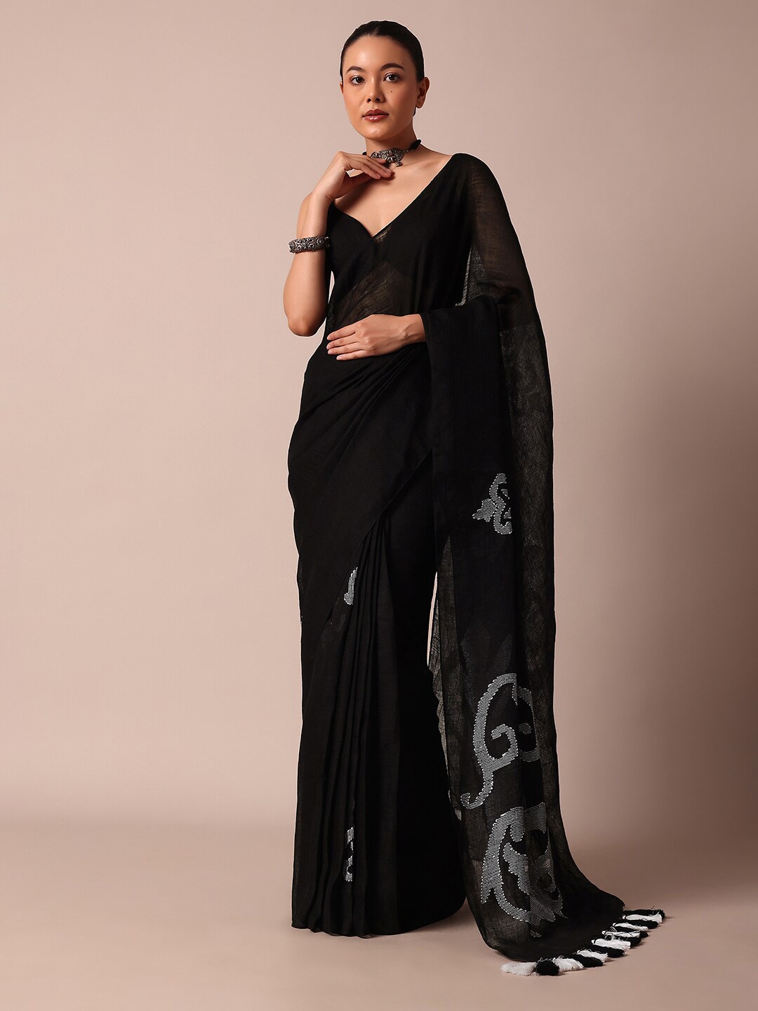 

KALKI Fashion Ethnic Embroidered Saree, Black