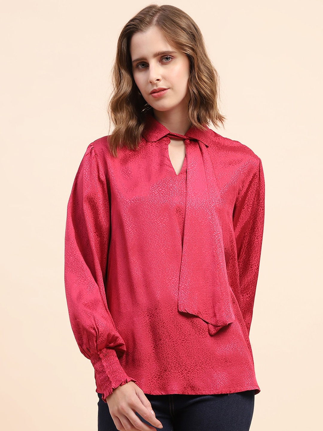 

CAMLA Cuffed Sleeves Tie-Up Neck Top, Red