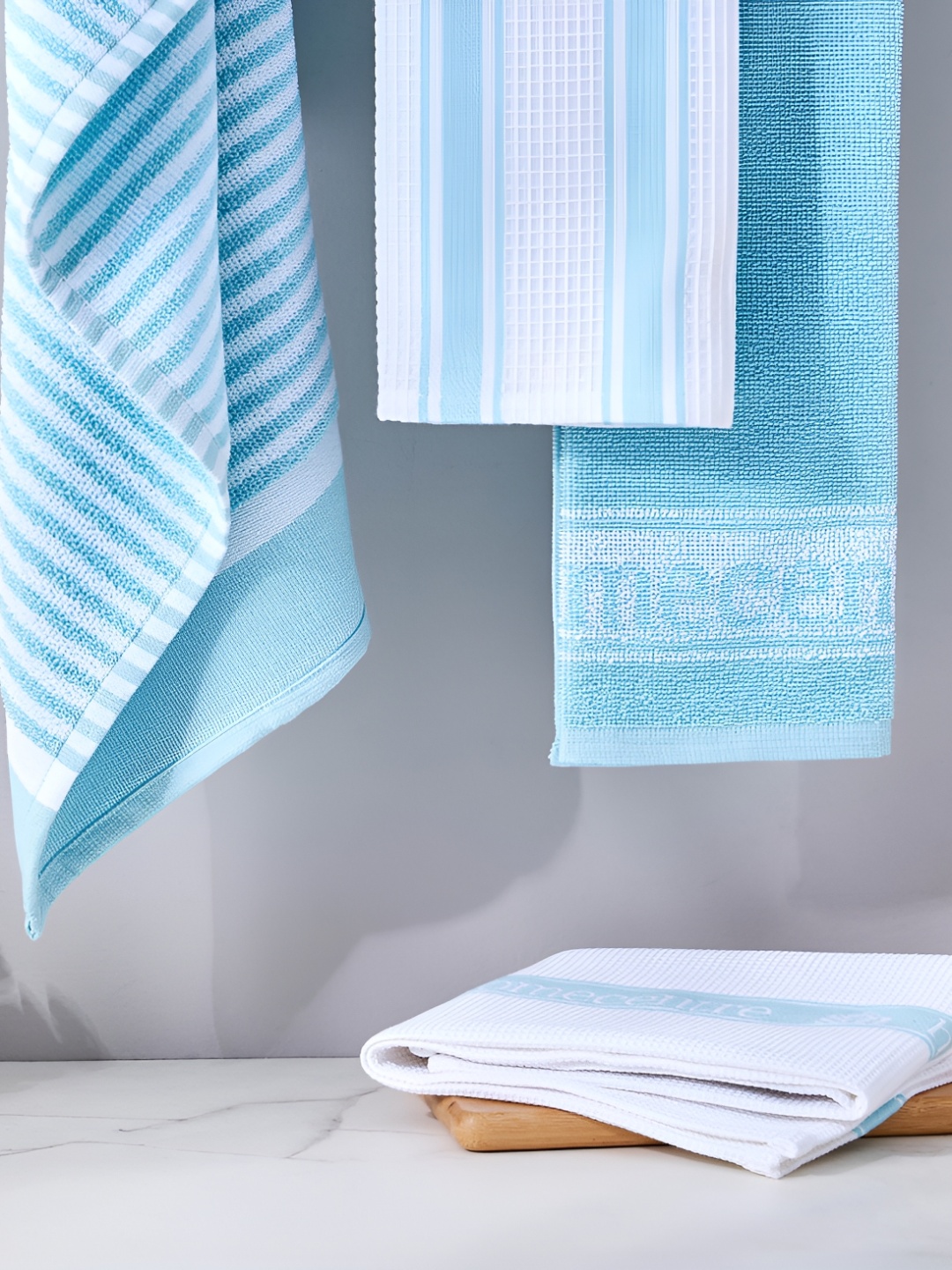 

Home Centre Colour Refresh Blue 4 Pieces Cotton Kitchen Towels