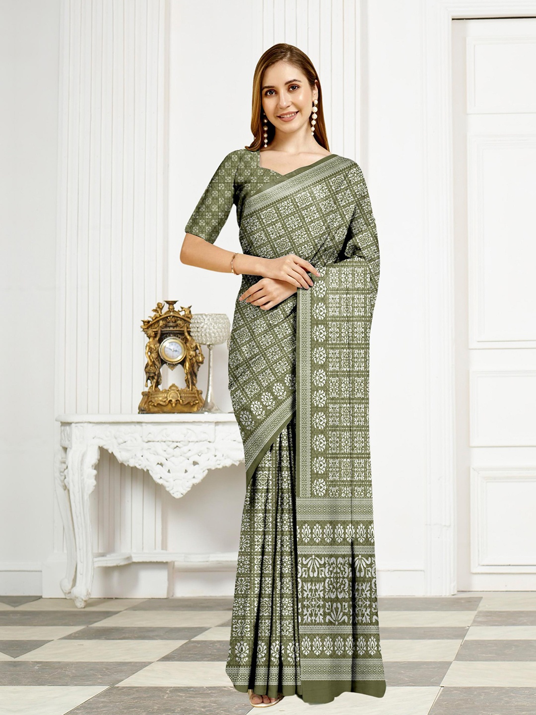 

Fevinaa Batik Silk Cotton Saree, Olive