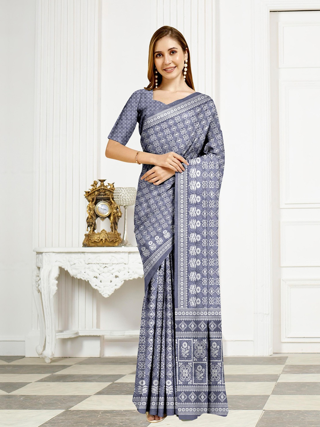 

Fevinaa Ethnic Motifs Printed Silk Cotton Saree, Blue