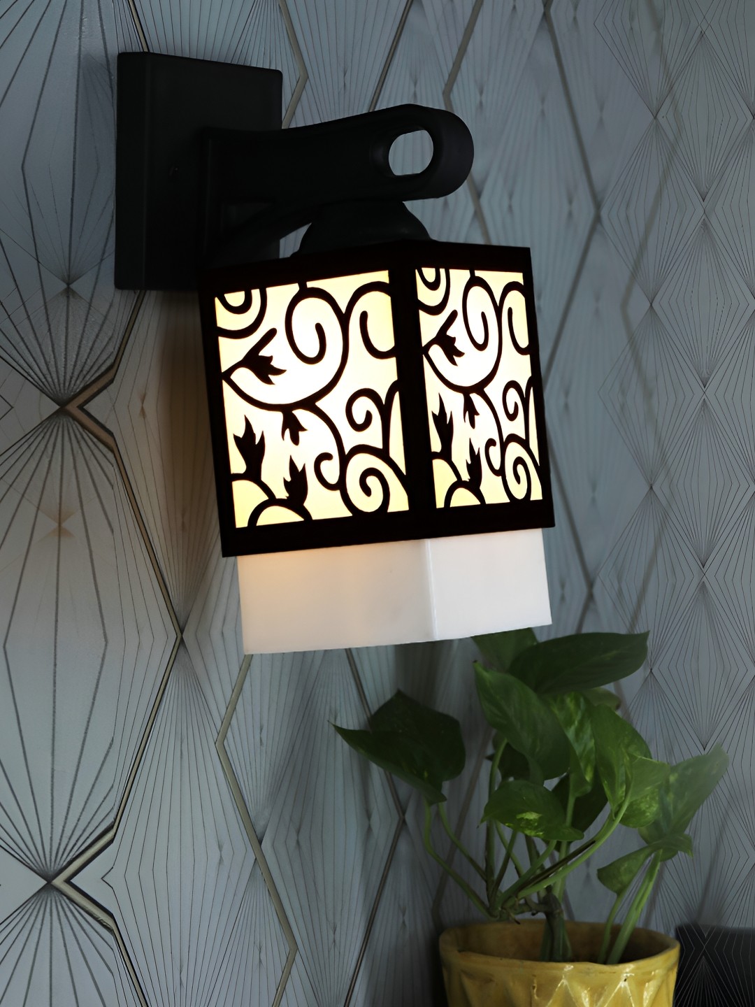 

1ST TIME White & Black Textured Wooden Square Shaped Wall Lamp