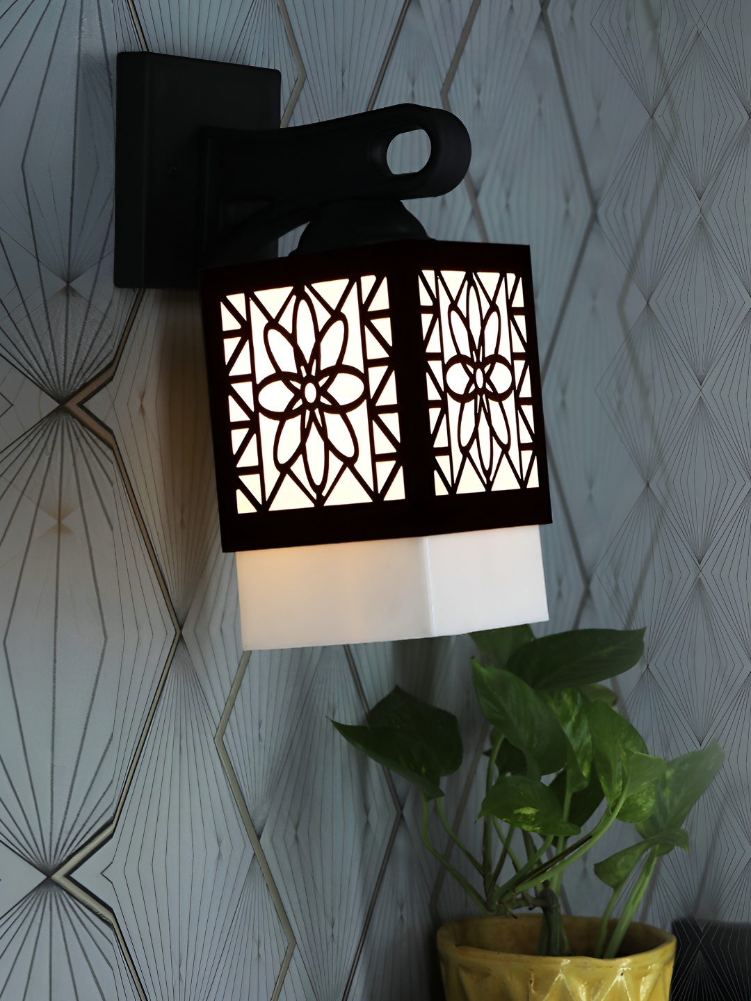 

1ST TIME White & Black Textured Wooden Traditional Square Shaped Wall Lamp