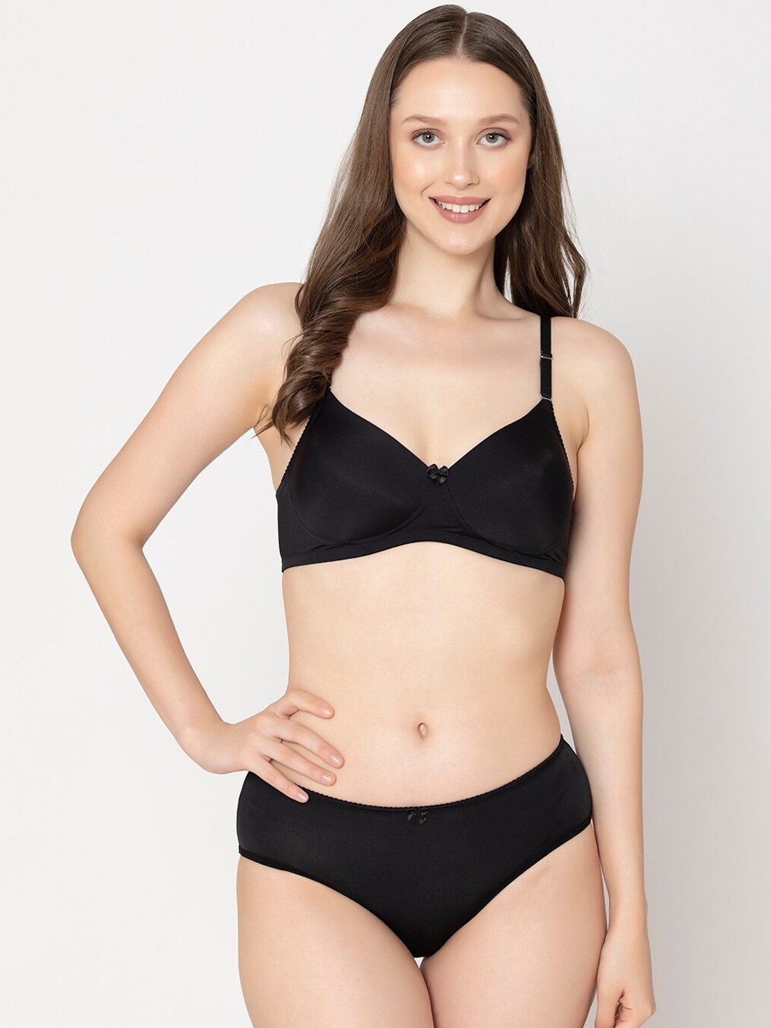 

B'ZAR Non-Wired Lightly-Padded Lingerie Set, Black