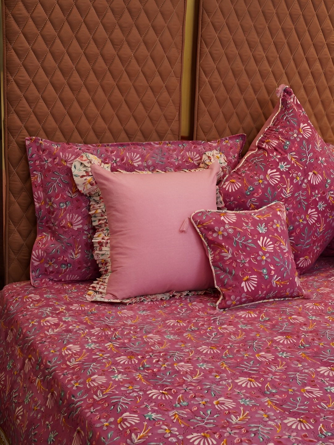 

NURTURE INDIA Purple & Green 4 Pieces Floral Cotton Square Cushion Covers