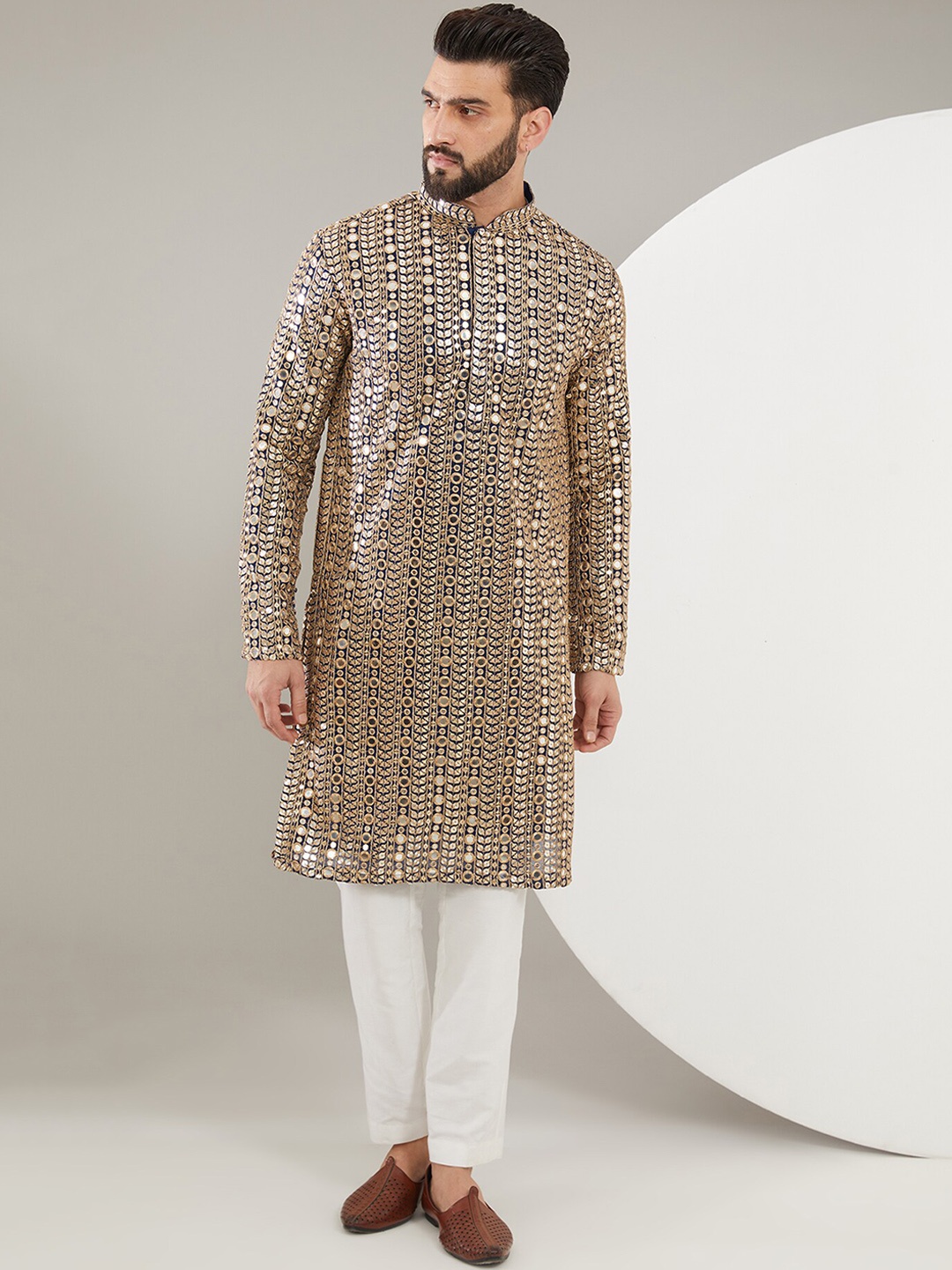 

KASBAH CLOTHING NISHCHAIY SAJDEH Mandarin Collar Long Sleeves Mirror Embroidered Kurta, Blue