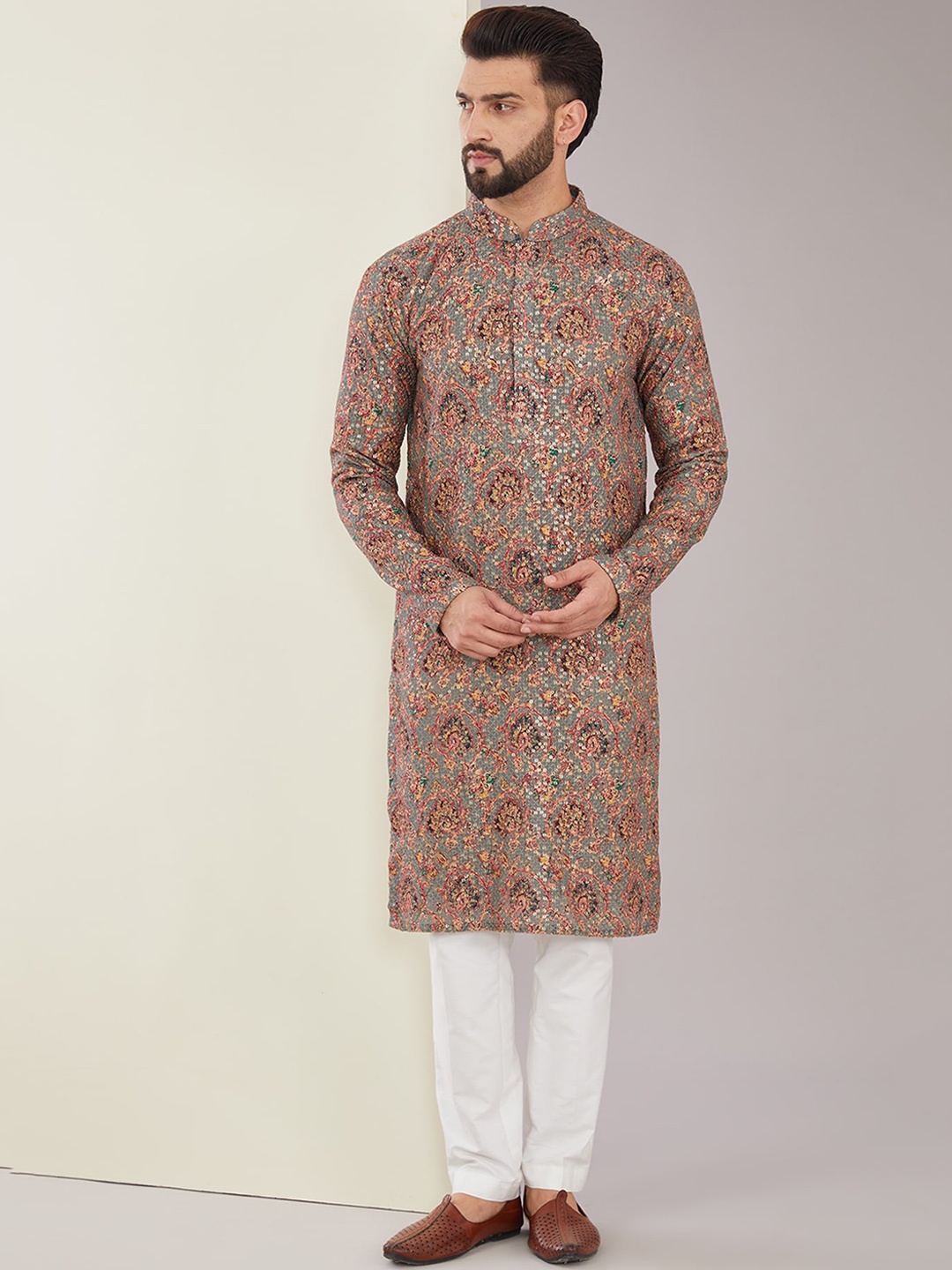 

KASBAH CLOTHING NISHCHAIY SAJDEH Mandarin Collar Printed Thread Work Kurta, Brown