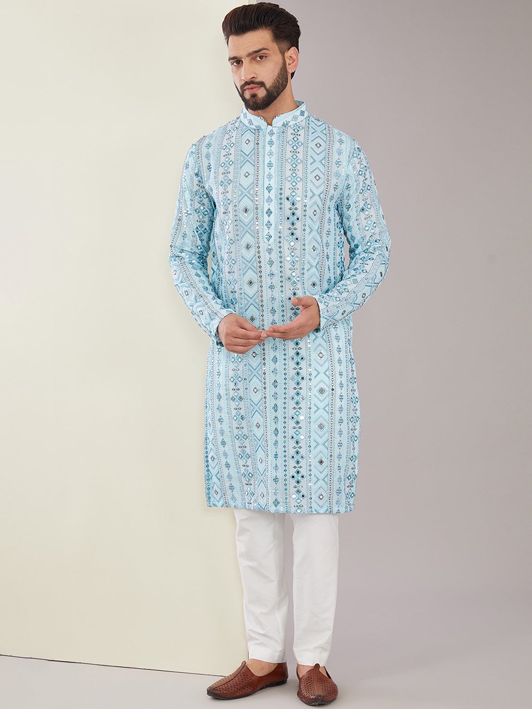 

KASBAH CLOTHING NISHCHAIY SAJDEH Mandarin Collar Geometric Thread Work Kurta, Blue