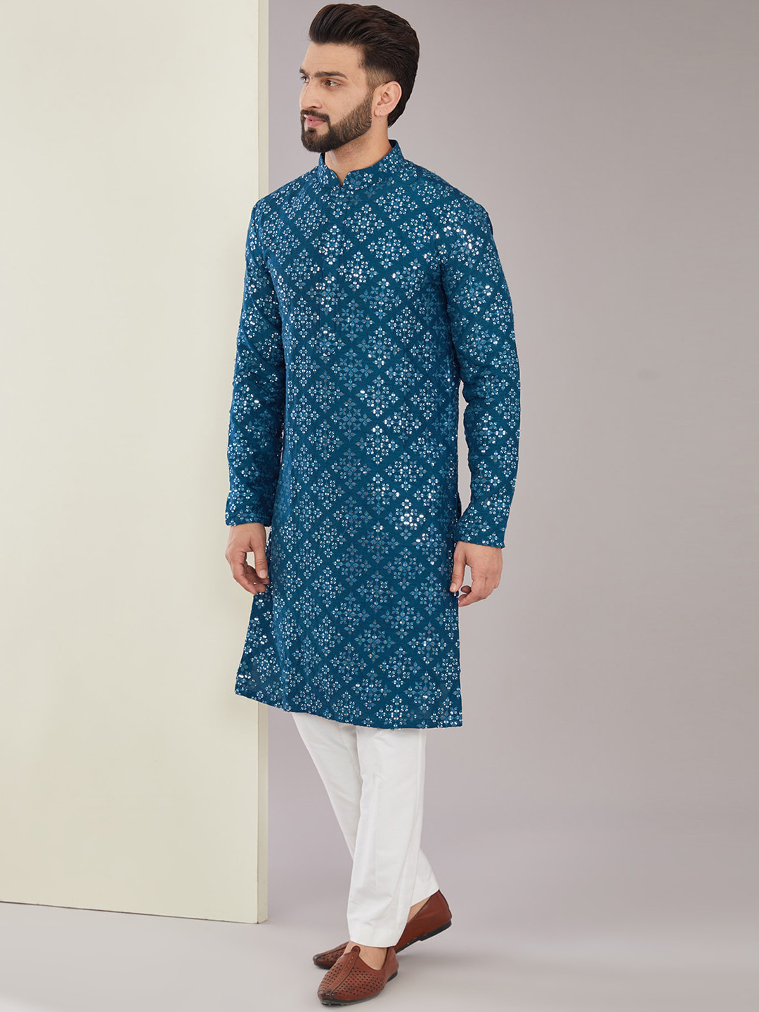 

KASBAH CLOTHING NISHCHAIY SAJDEH Mandarin Collar Geometric Printed Thread Work Kurta, Blue