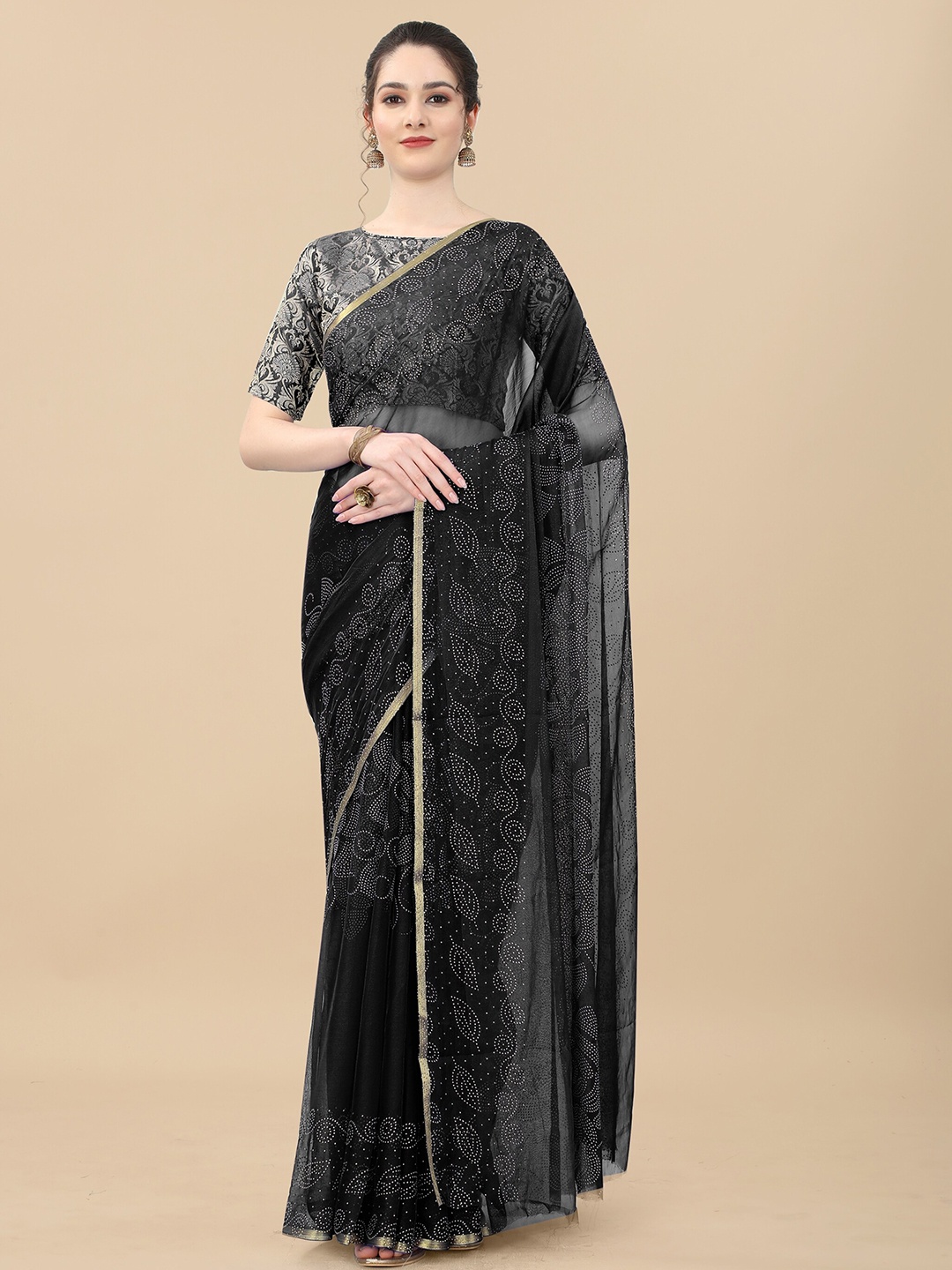 

Aardiva Floral Printed Zari Saree, Black