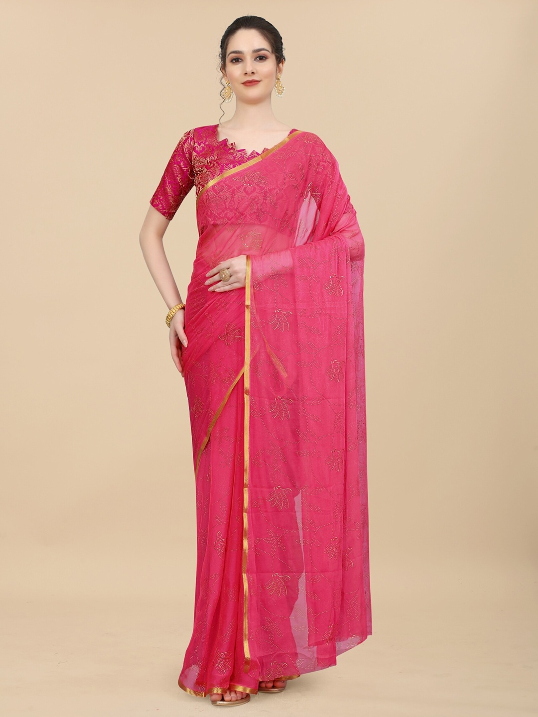 

Aardiva Floral Printed Zari Saree, Pink