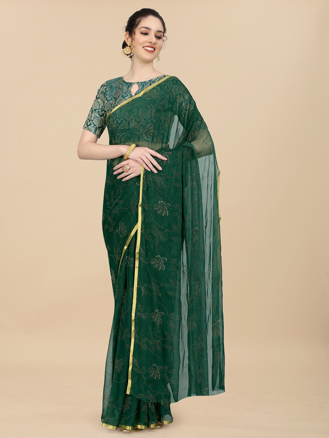

Aardiva Floral Printed Zari Saree, Green