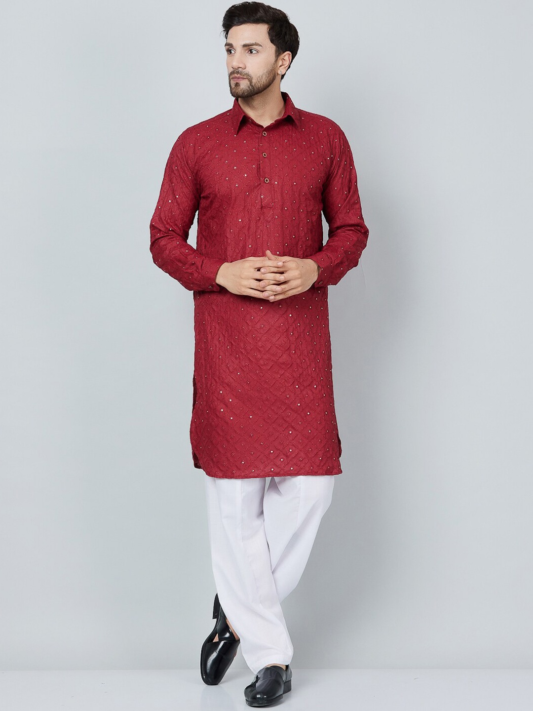 

Kaifoo Embroidered Straight Sequinned Kurta with Salwar, Maroon