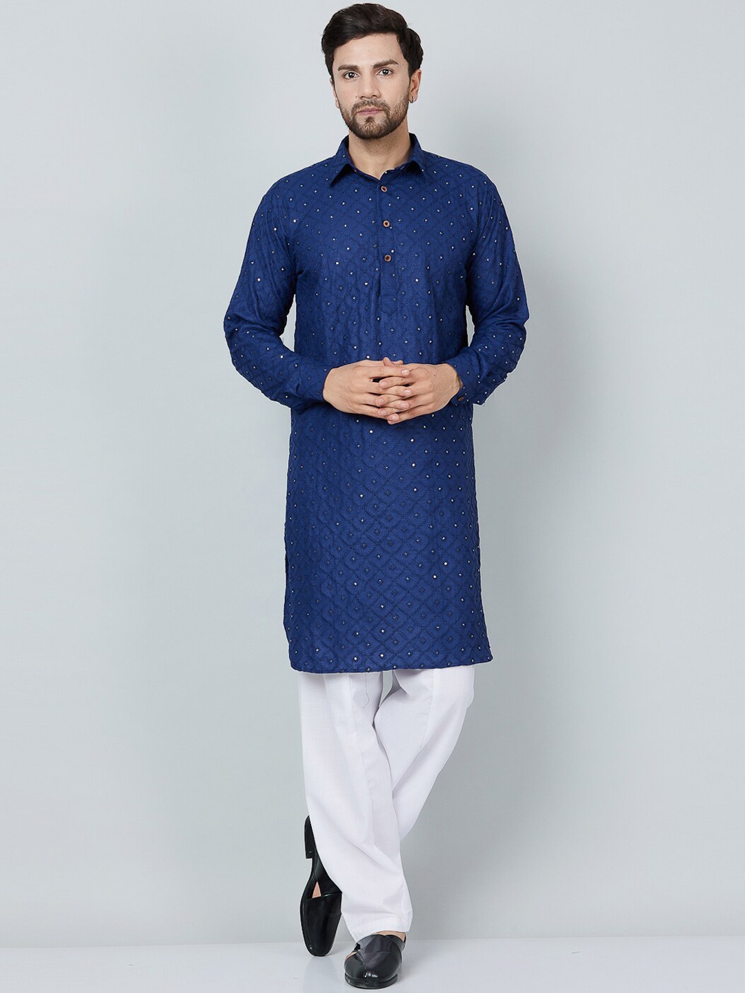 

Kaifoo Embroidered Straight Sequinned Kurta with Salwar, Navy blue