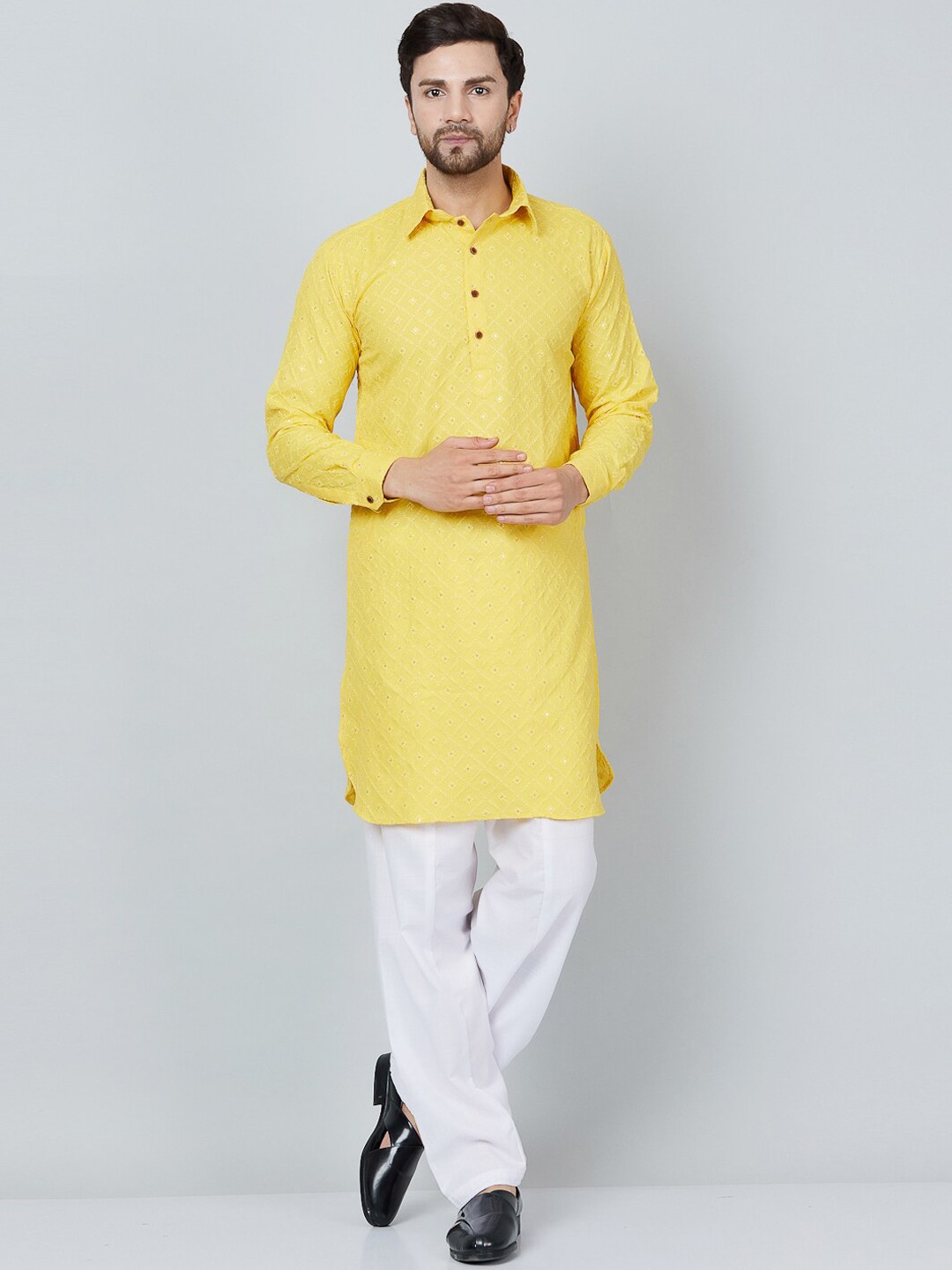 

Kaifoo Embroidered Straight Sequinned Kurta with Salwar, Yellow