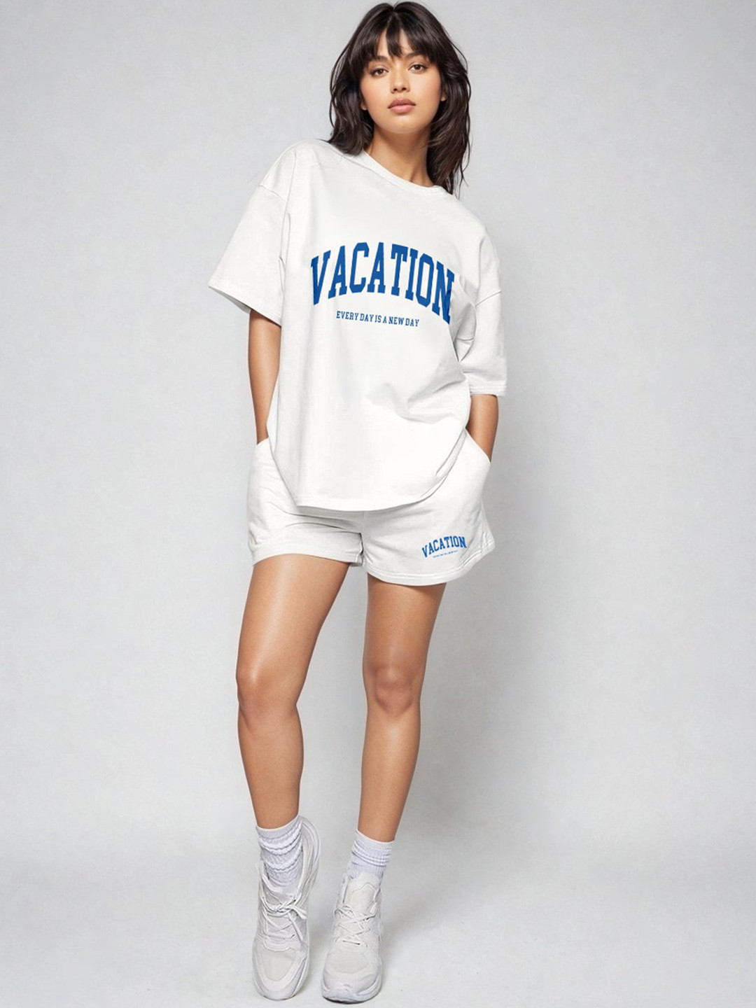 

KRAASA Typography Printed Round Neck T-Shirt & Shorts, White