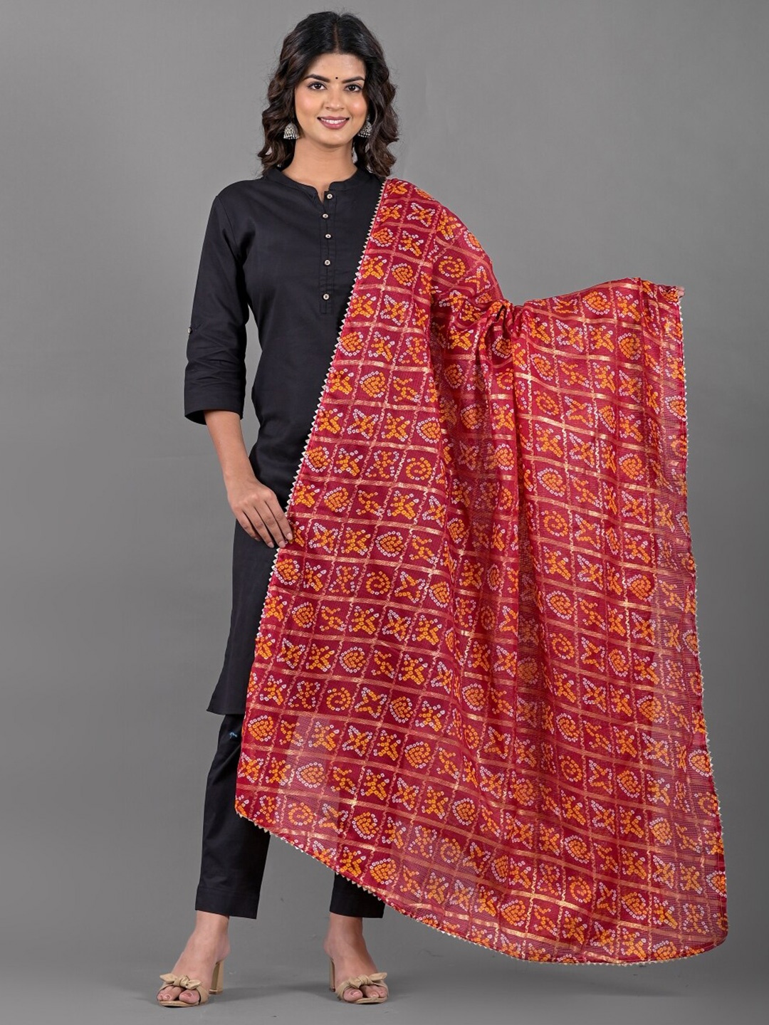 

Apratim Printed Bandhani Dupatta, Red
