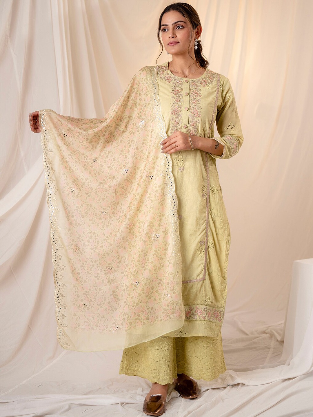 

Ishin Floral Embroidered Thread Work Pure Cotton Kurta With Palazzos & Dupatta, Green