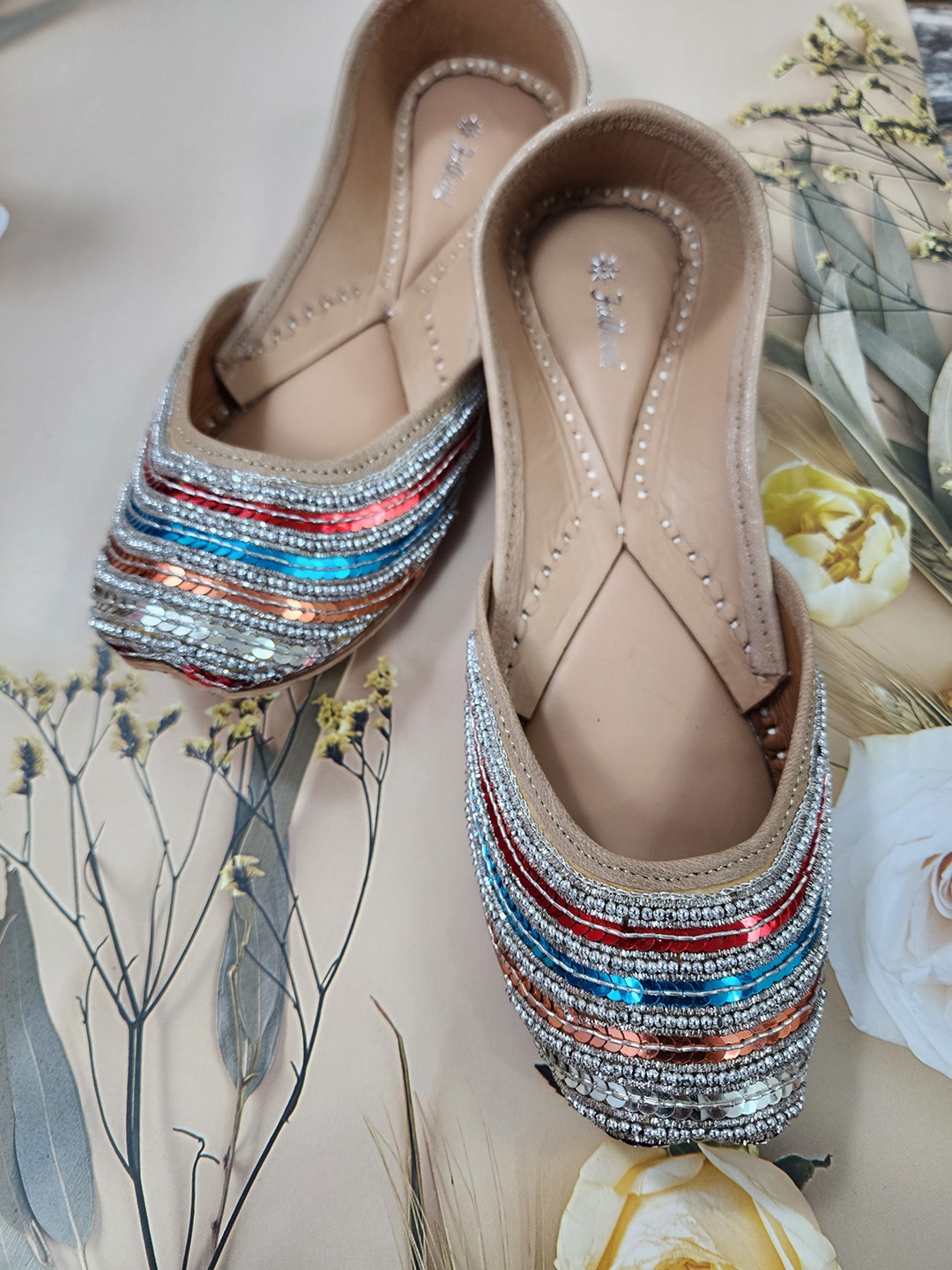 

Fulkari Embellished Leather Mojaris, Silver