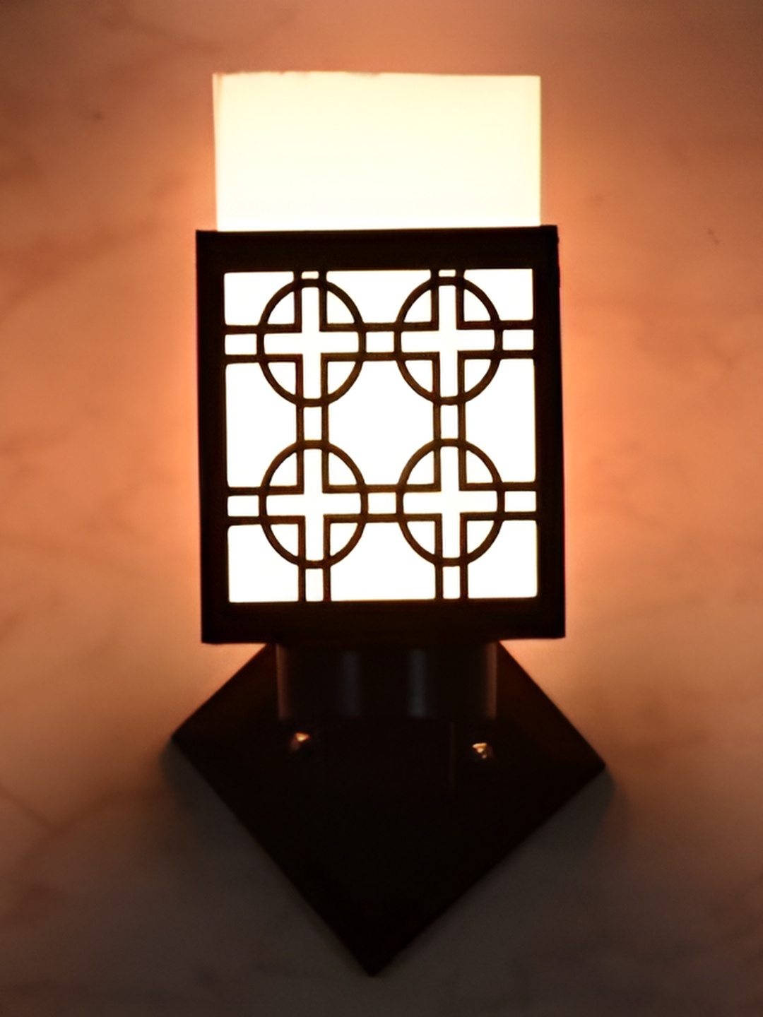 

1ST TIME White & Black Textured Wooden Contemporary Square Shaped Wall Lamp