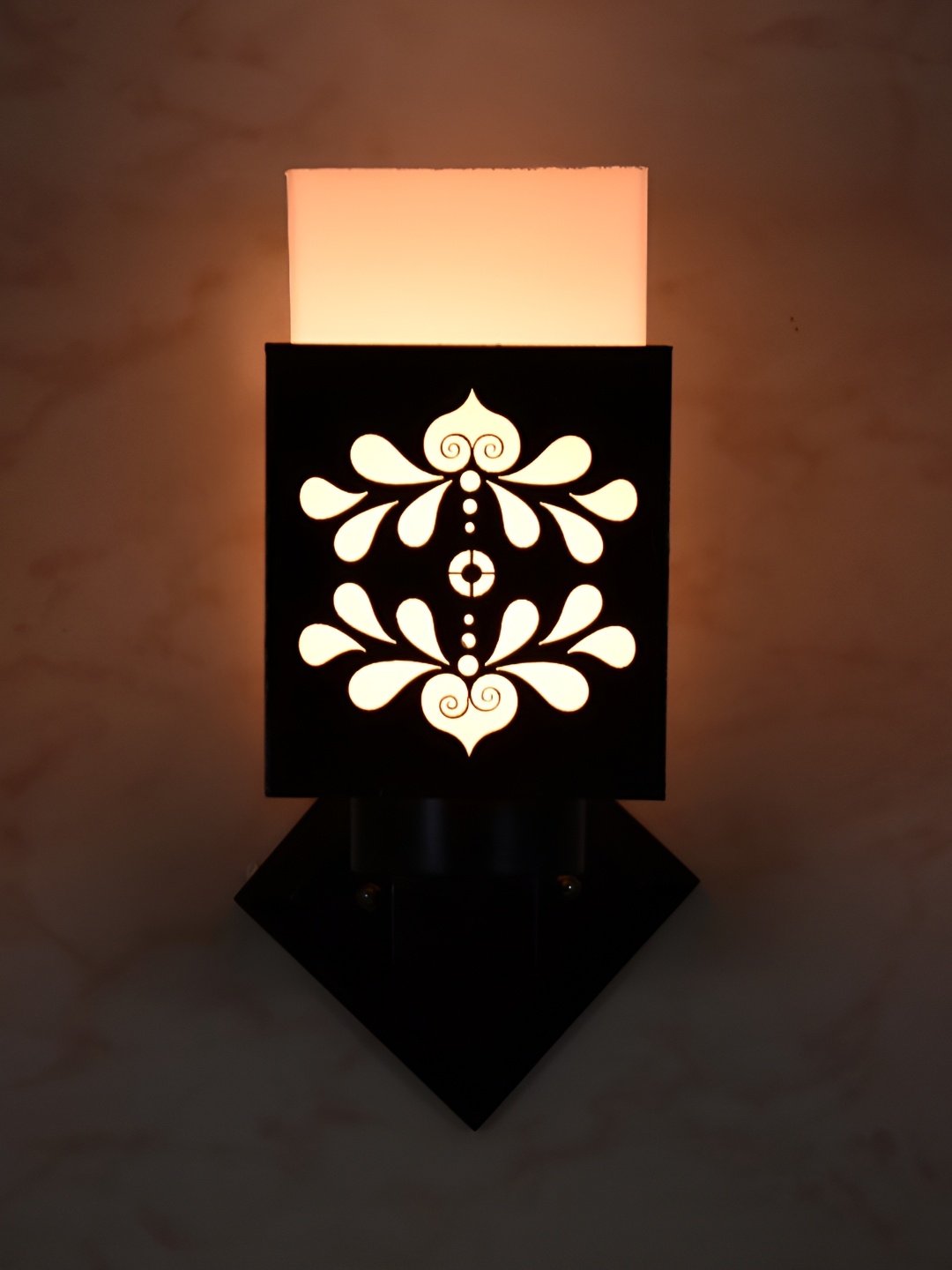 

1ST TIME White & Black Textured Wooden Traditional Square Shaped Wall Lamp