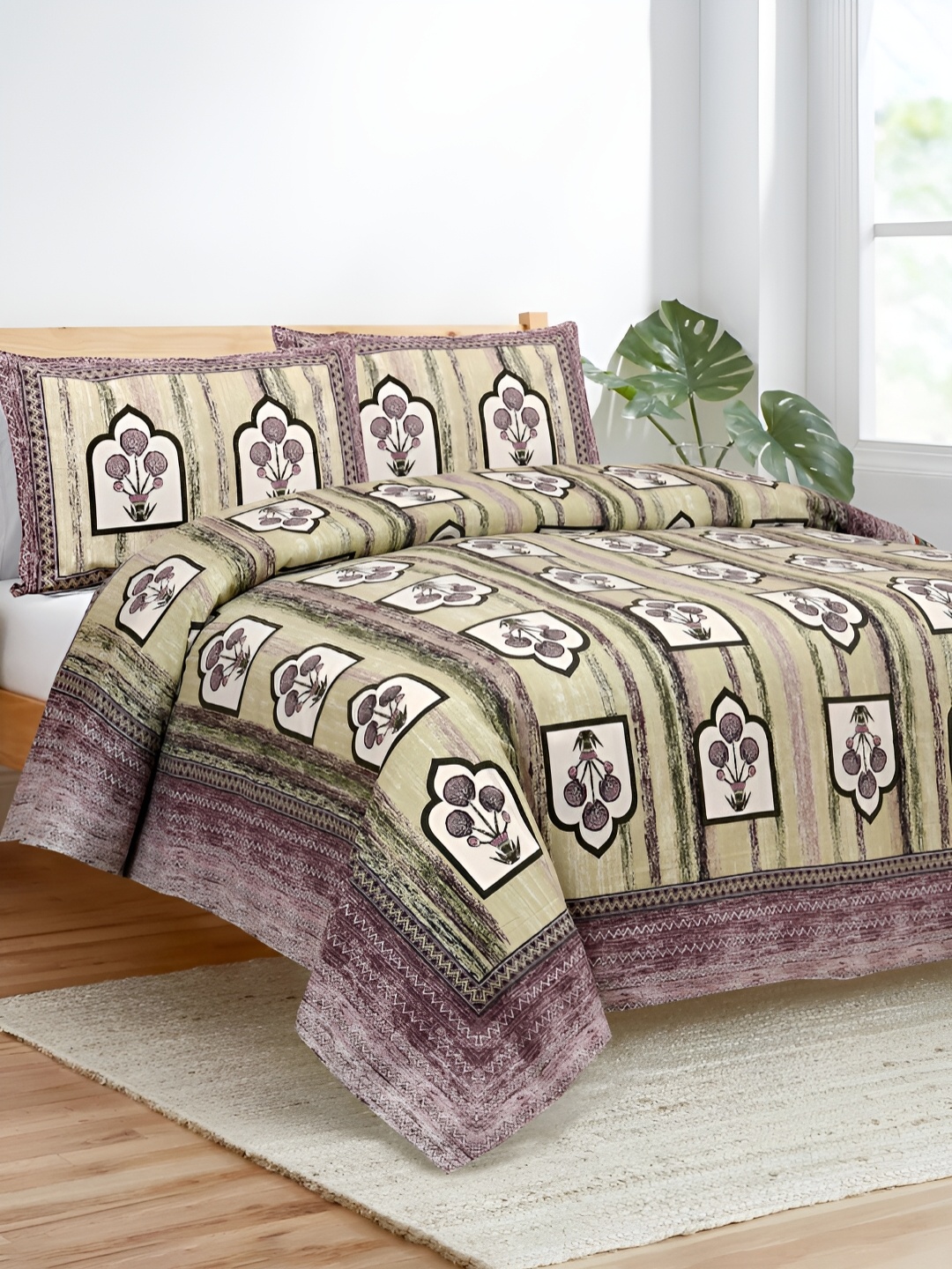 

JAIPUR FABRIC White & Green Ethnic Motifs 180 TC King Bedsheet with 2 Pillow Covers