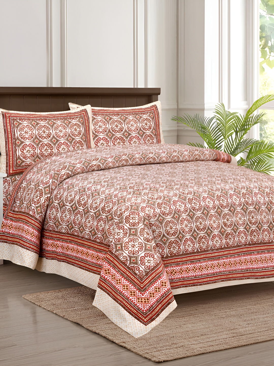 

JAIPUR FABRIC White & Red Ethnic Motifs 180 TC King Bedsheet with 2 Pillow Covers