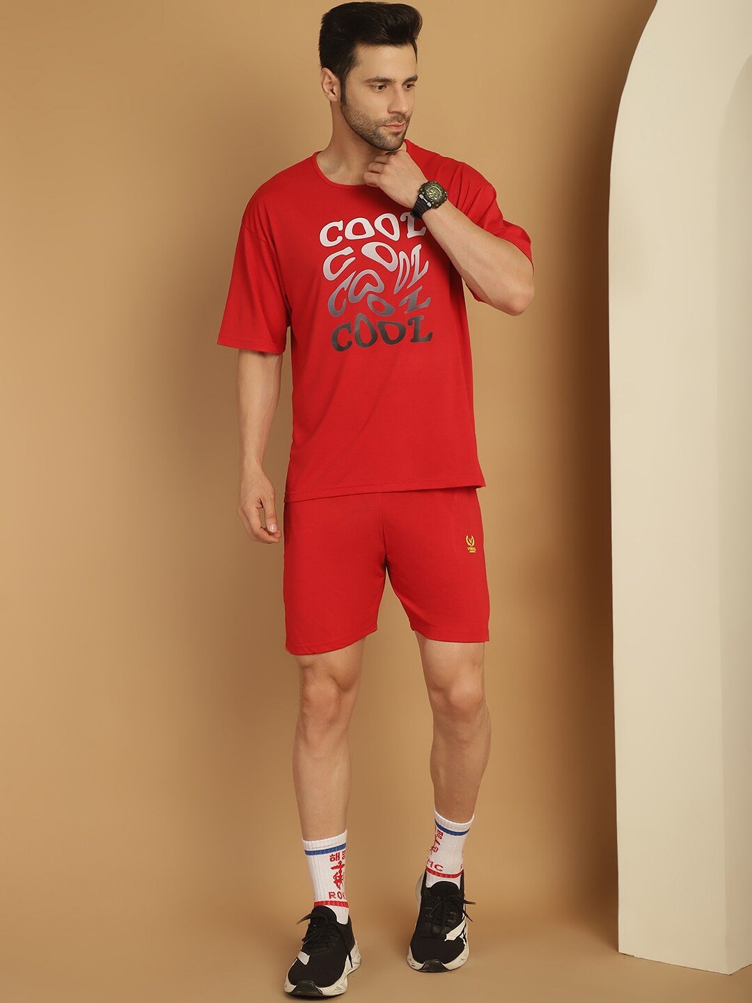 

VIMAL JONNEY Printed Round Neck T-Shirt With Shorts Oversized Tracksuit, Red