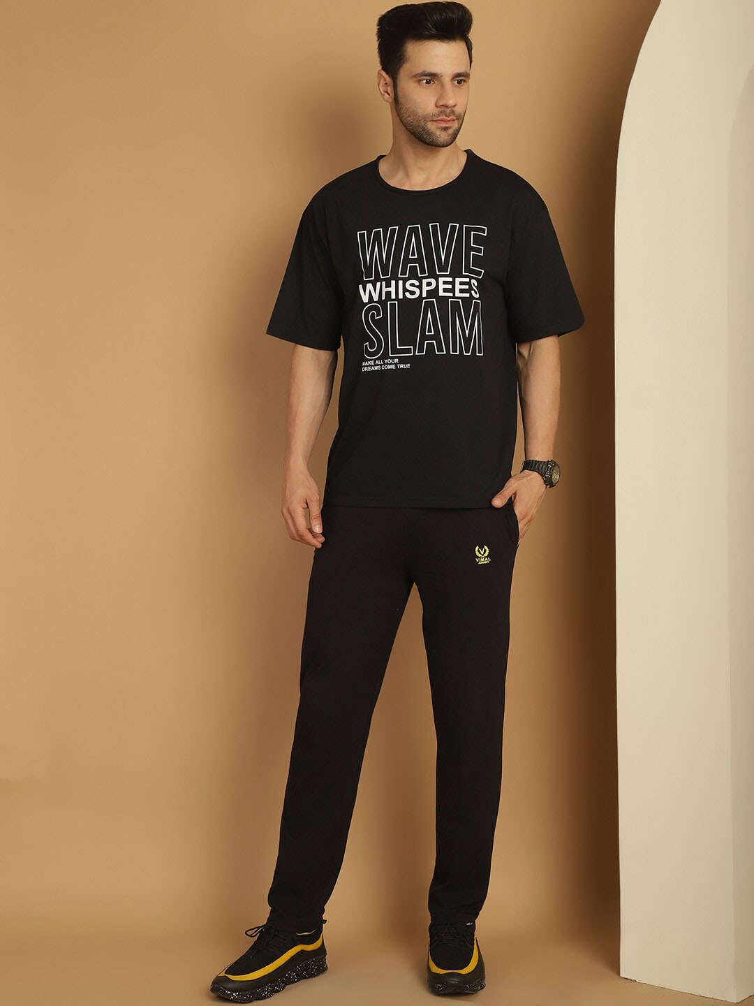 

MACK JONNEY Printed Round Neck Oversized Half Sleeves Tracksuit, Black