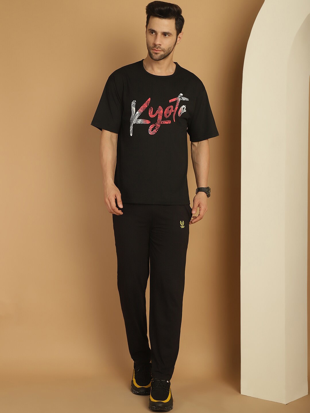 

MACK JONNEY Men Printed Oversized Cotton Co-Ords, Black
