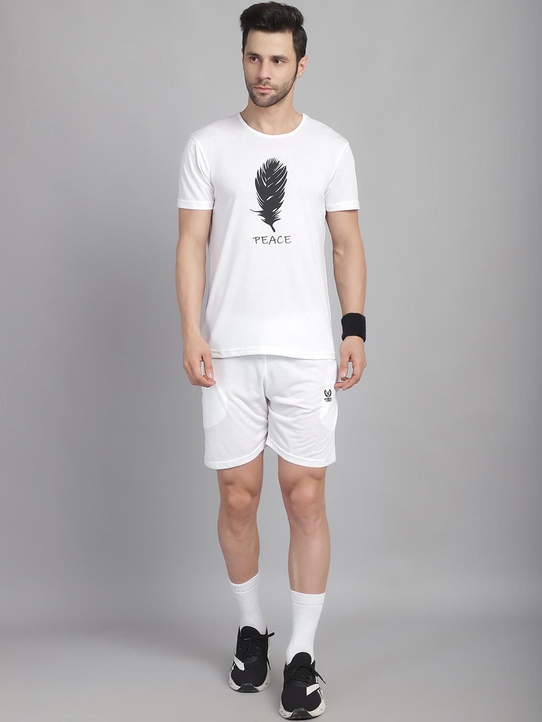 

MACK JONNEY Printed T-Shirt With Shorts, White