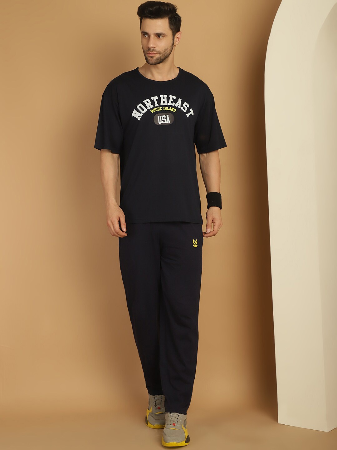 

MACK JONNEY Typography Printed Round Neck Oversized T-Shirt & Trousers, Blue