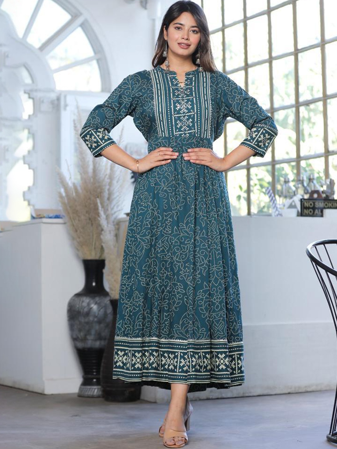 

KALINI Ethnic Motifs Printed Gotta Patti Anarkali Kurta, Green