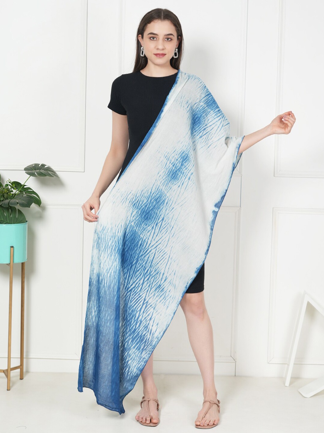 

Style Shoes Tie & Dye Stole, Blue