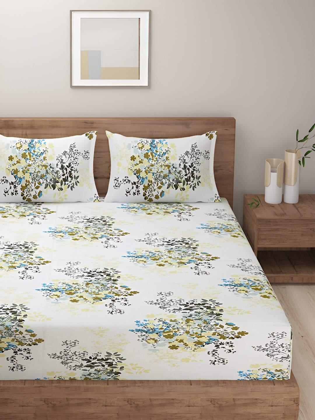 

Aura White & Green Floral Cotton160 TC Queen Bedsheet with 2 Pillow Covers