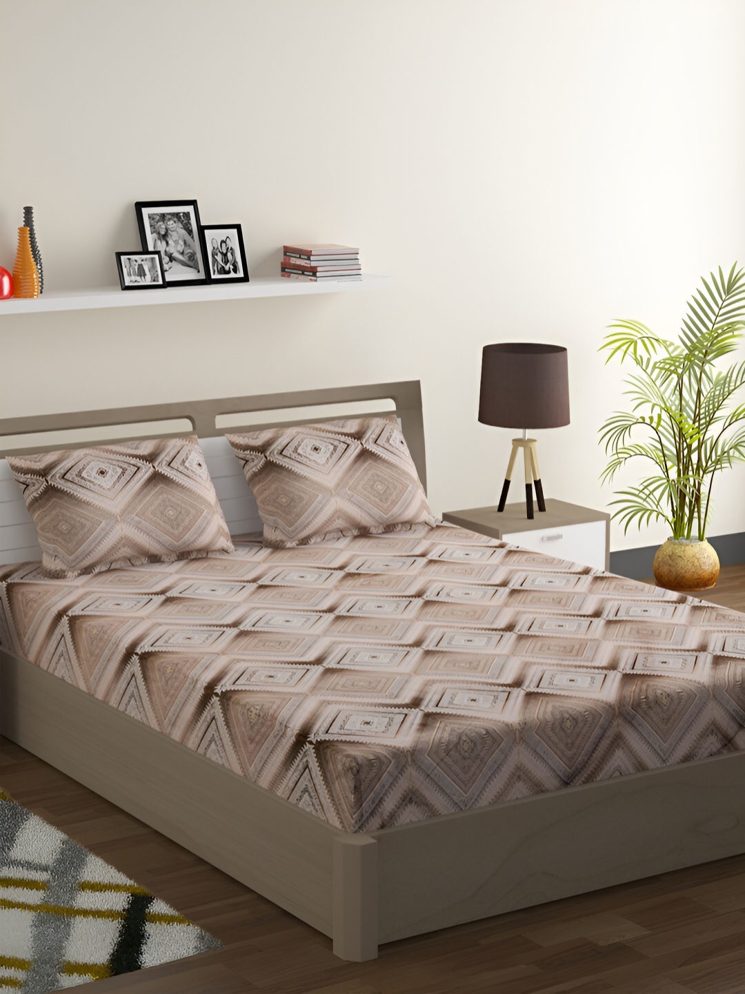 

Aura Brown & Beige Geometric Cotton 200 TC Queen Bedsheet With 2 Pillow Covers
