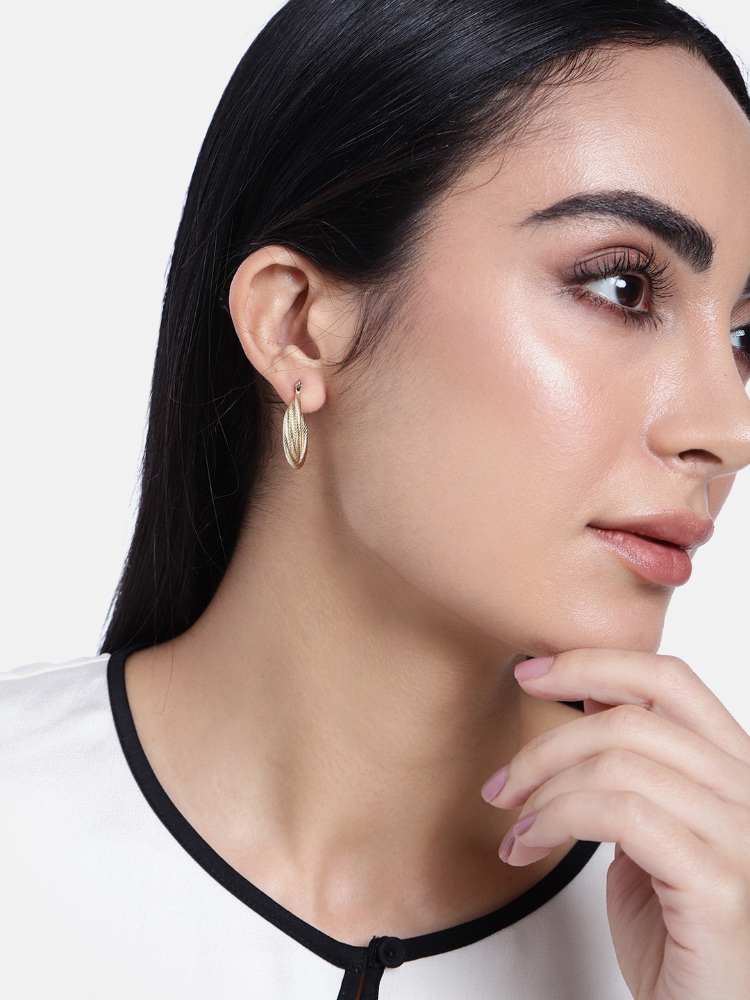 

Estele Gold-Plated Contemporary Hoop Earrings