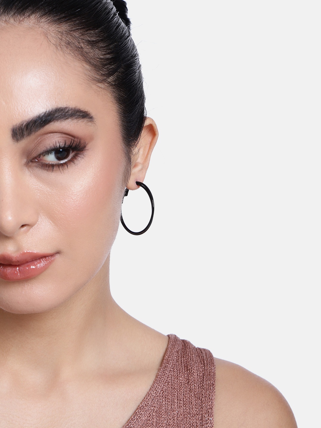 

Estele Circular Hoop Earrings, Black