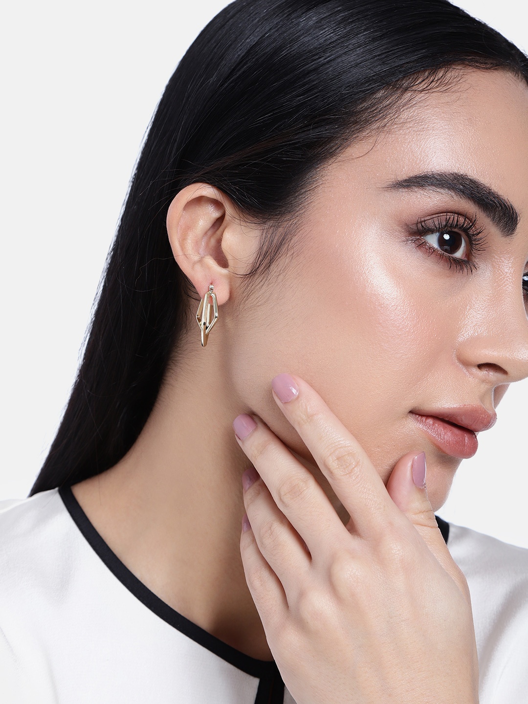 

Estele Gold-Plated Geometric Hoop Earrings