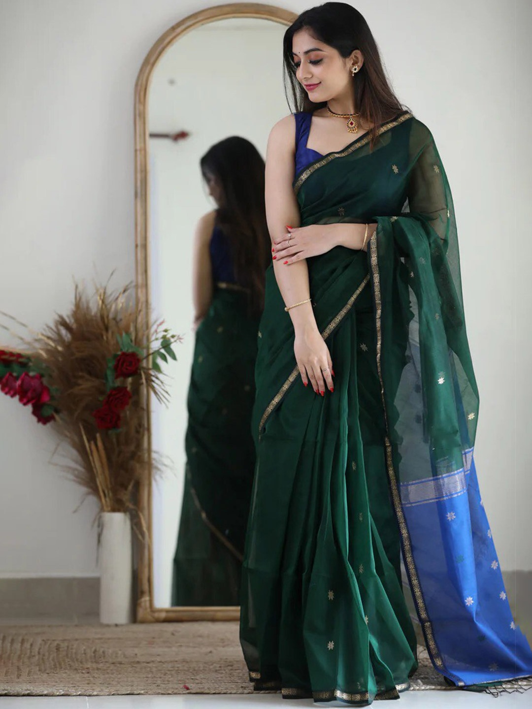 

nirja Fab Ethnic Motifs Zari Kanjeevaram Saree, Blue