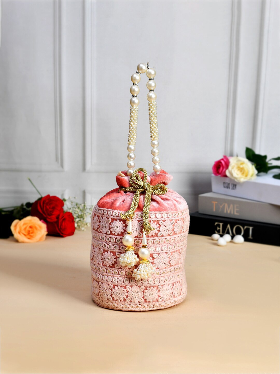 

Kuber Industries Lucknowi Embroidered Potli, Peach
