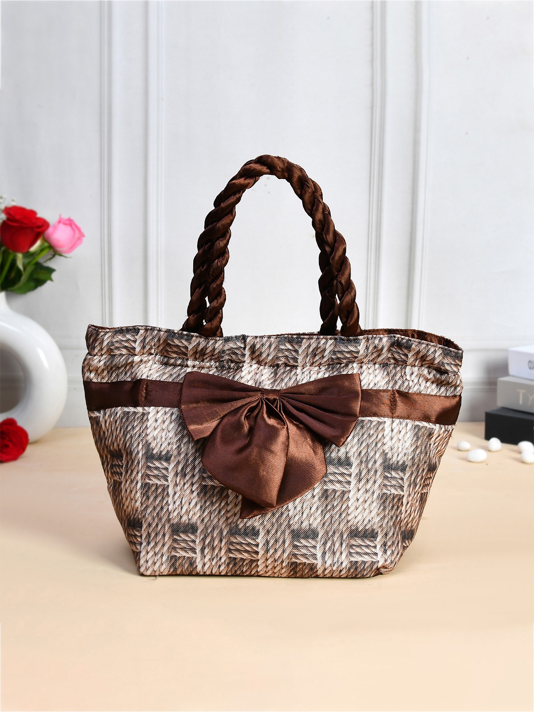 

Kuber Industries Set Of 2 Geometric Printed Hand Bags With Bow Detail, Brown