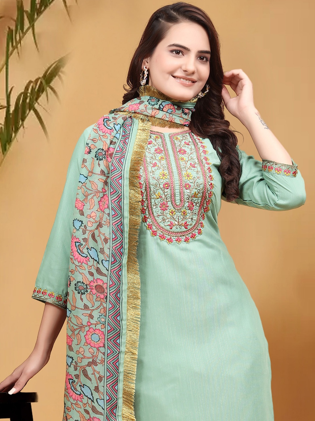 

Anouk Ethnic Motifs Embroidered Regular Kurta with Trousers & Dupatta, Green