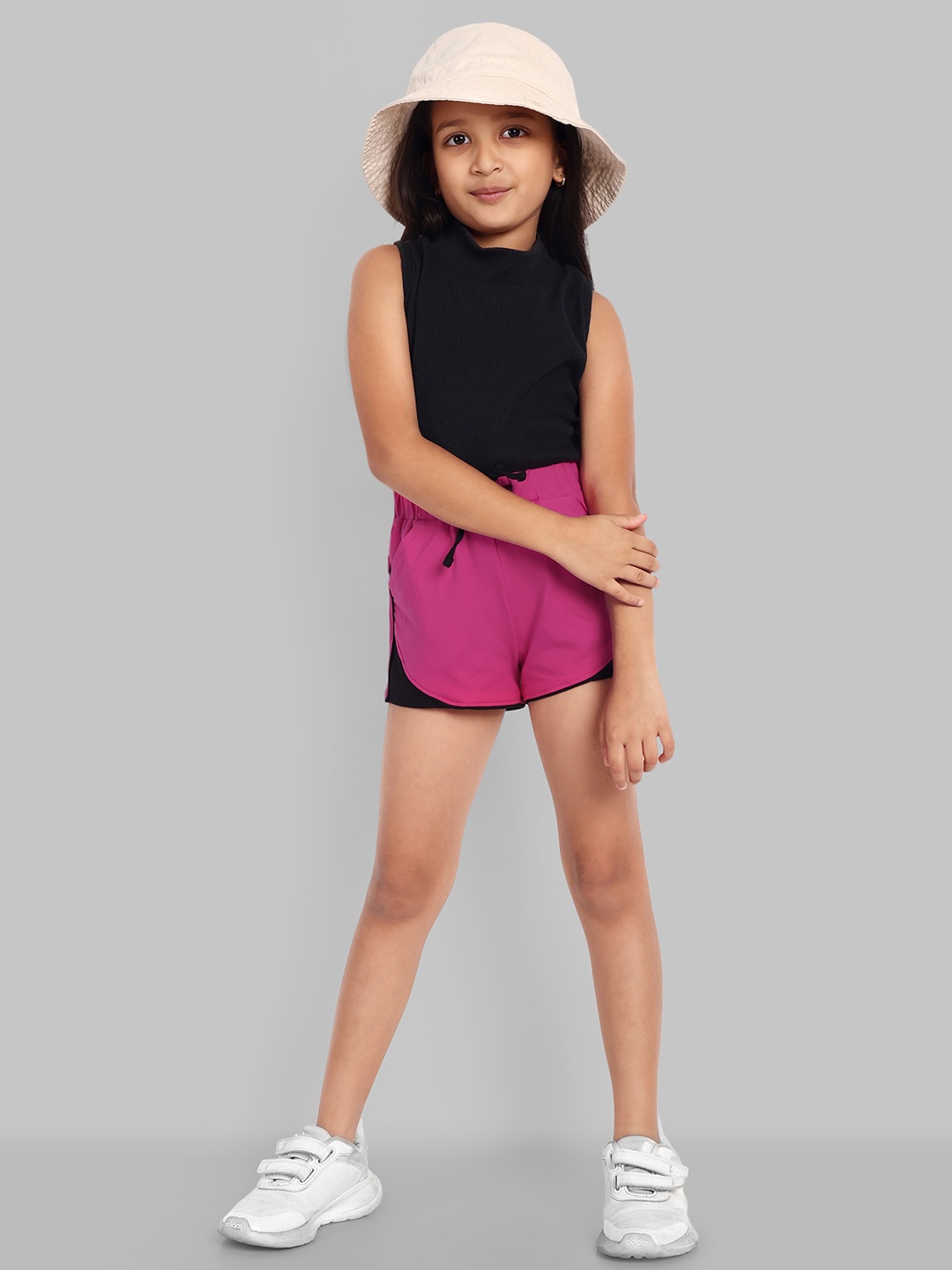 

ONE SKY Girls Mid Rise Cotton Shorts, Fuchsia