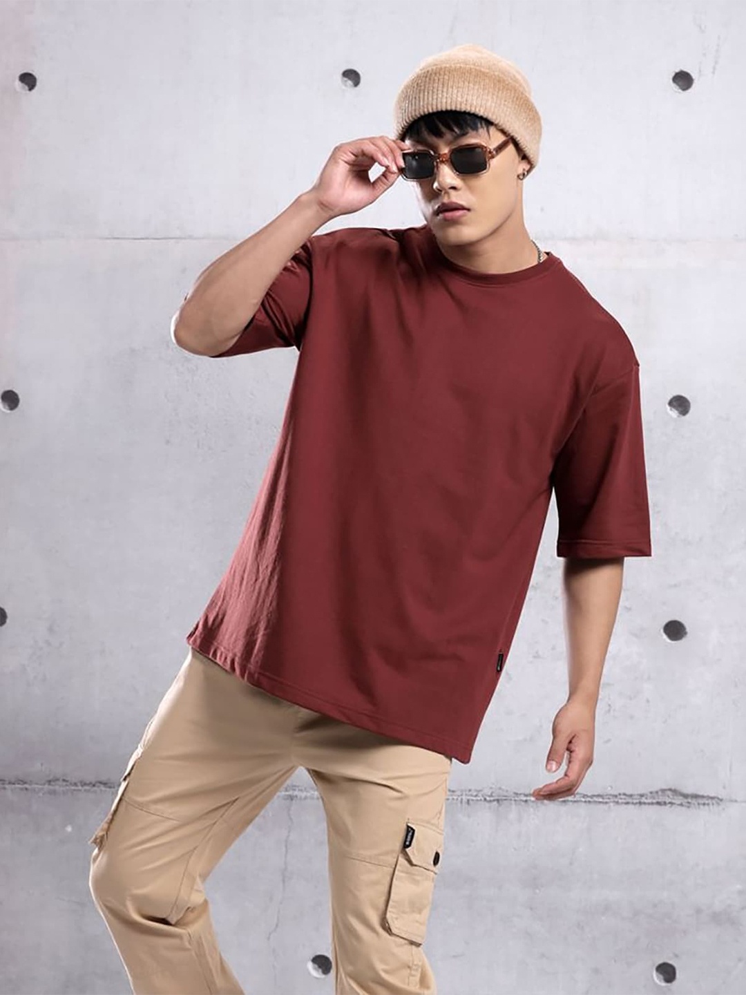 

RARESCAPE Round Neck Relaxed Fit Cotton T-shirt, Maroon
