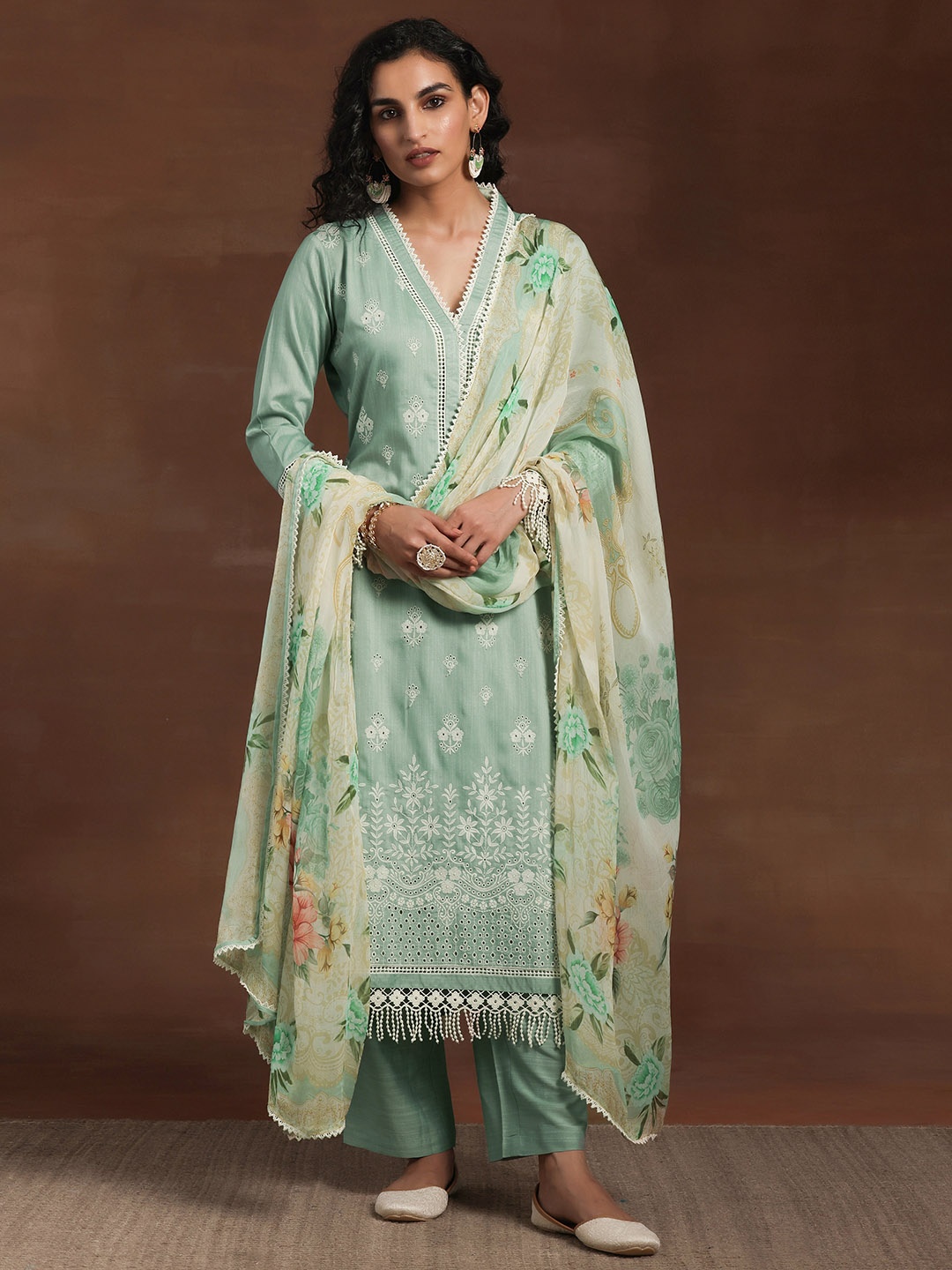 

Libas Floral Embroidered Gotta Patti Straight Kurta With Trousers & Dupatta, Green