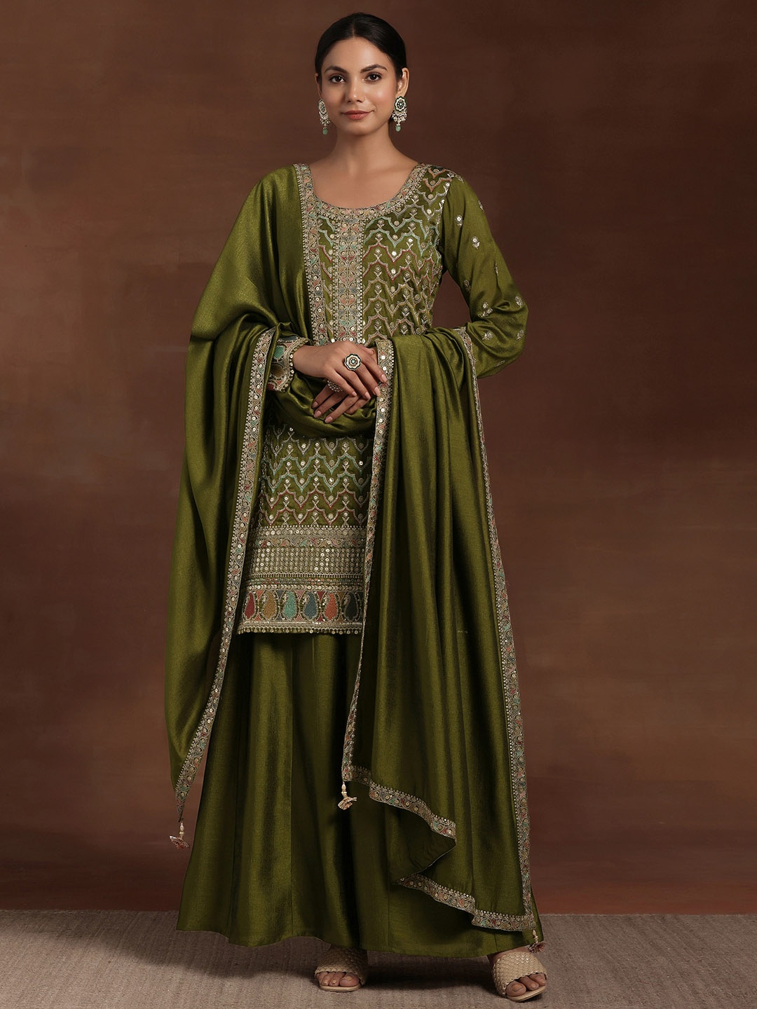 

Libas Ethnic Motifs Embroidered Sequinned Kurta with Palazzos & With Dupatta, Olive