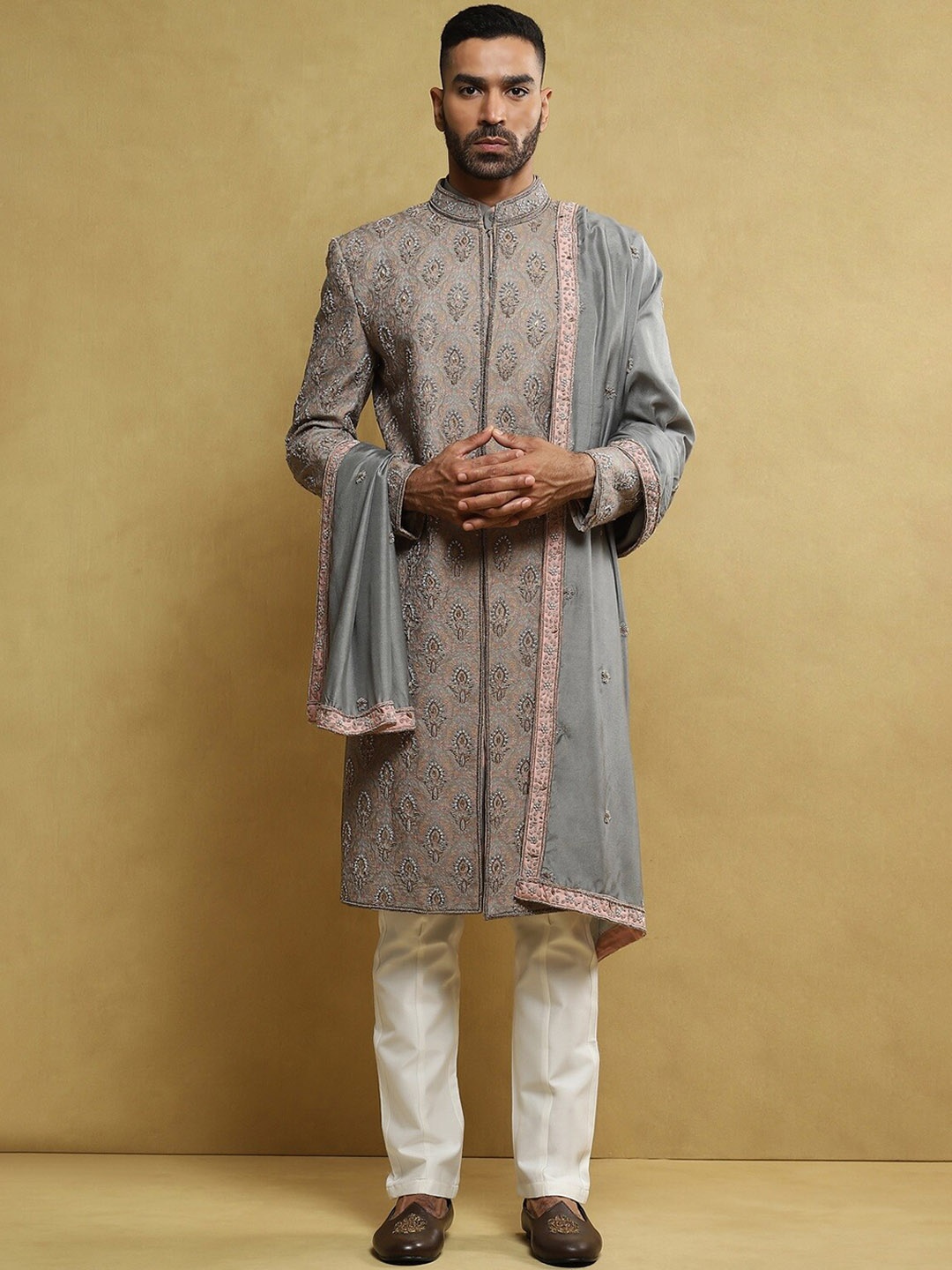 

Soniya g Embroidered Silk Sherwani Set With A Stole, Grey